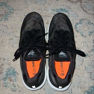 NWOT Saucony Shoes